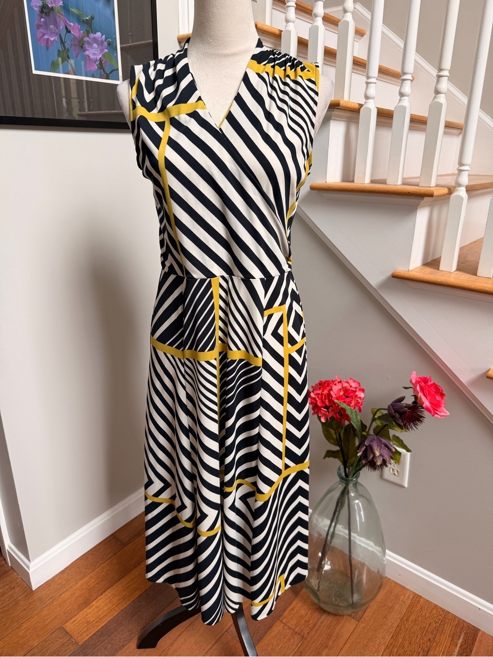 Jones New York Medium Sleeveless Navy and White Striped Midi Dress Yellow Accent